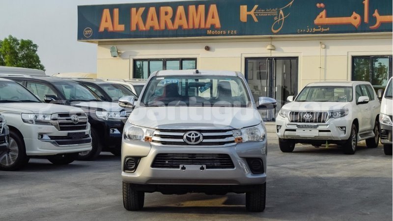 Big with watermark toyota hilux antigua import dubai 2394