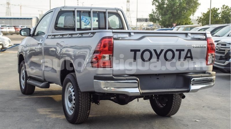 Big with watermark toyota hilux antigua import dubai 2394