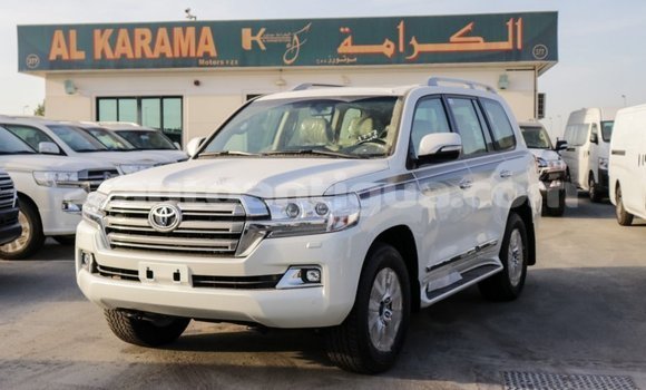Buy Import Toyota Land Cruiser White Car in Import - Dubai in Antigua Buy Import Toyota Land Cruiser White Car in Import - Dubai in Antigua
