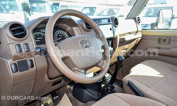 Buy Import Toyota Land Cruiser Beige Car in Import - Dubai in Antigua Buy Import Toyota Land Cruiser Beige Car in Import - Dubai in Antigua