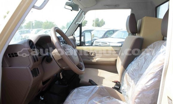 Buy Import Toyota Land Cruiser Beige Car in Import - Dubai in Antigua Buy Import Toyota Land Cruiser Beige Car in Import - Dubai in Antigua