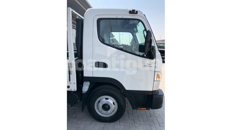 Big with watermark mitsubishi l400 antigua import dubai 2402