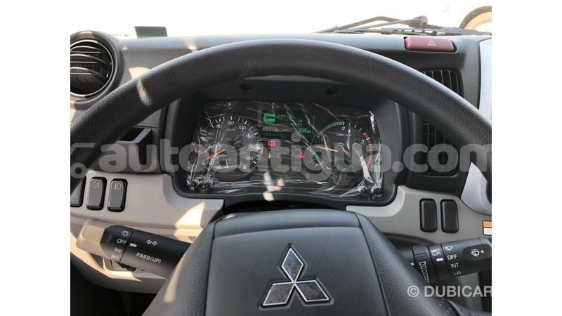 Big with watermark mitsubishi l400 antigua import dubai 2402