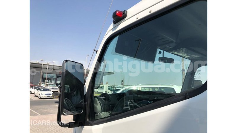 Big with watermark mitsubishi l400 antigua import dubai 2402