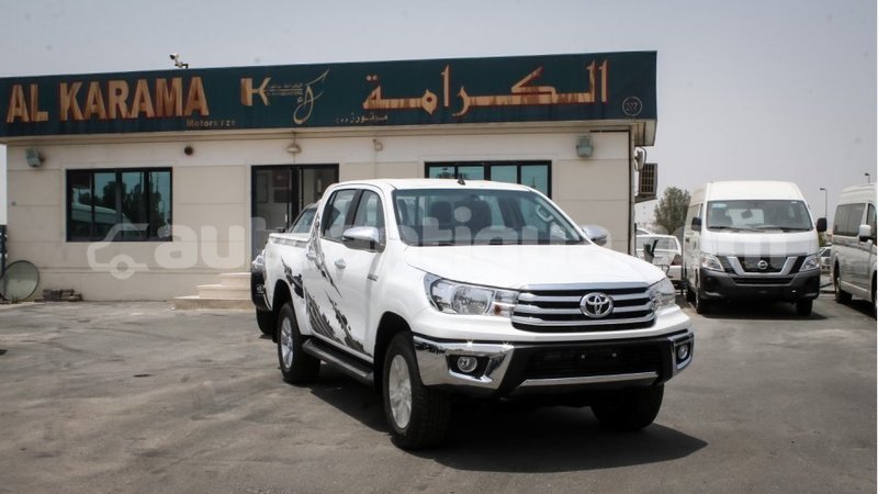 Big with watermark toyota hilux antigua import dubai 2403