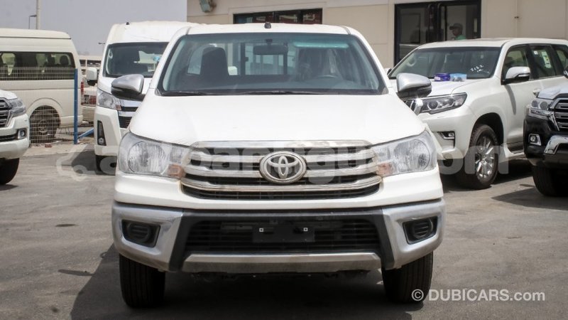 Big with watermark toyota hilux antigua import dubai 2405