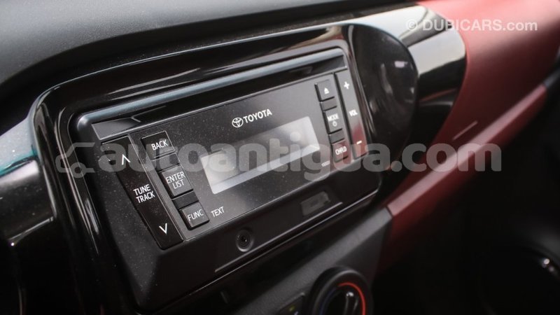 Big with watermark toyota hilux antigua import dubai 2405