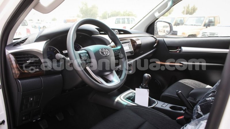 Big with watermark toyota hilux antigua import dubai 2406