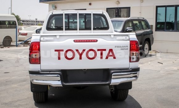 Buy Import Toyota Hilux White Car in Import - Dubai in Antigua Buy Import Toyota Hilux White Car in Import - Dubai in Antigua