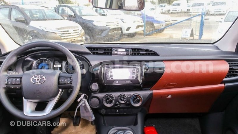 Big with watermark toyota hilux antigua import dubai 2410