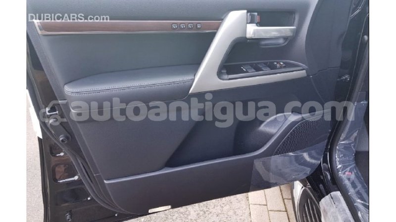 Big with watermark toyota land cruiser antigua import dubai 2412