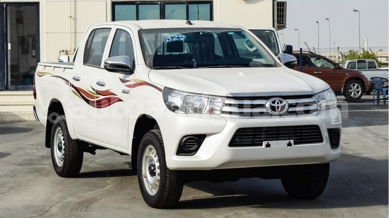 Big with watermark toyota hilux antigua import dubai 2418