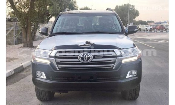 Buy Import Toyota Land Cruiser Black Car in Import - Dubai in Antigua Buy Import Toyota Land Cruiser Black Car in Import - Dubai in Antigua