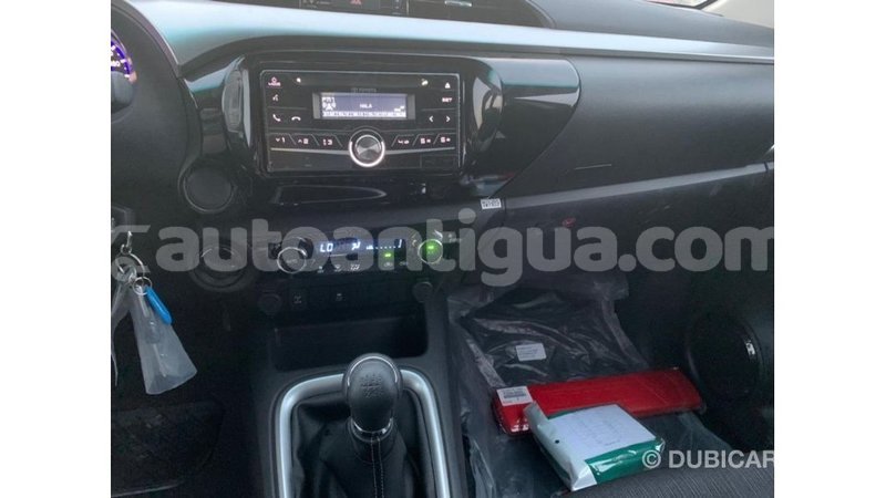 Big with watermark toyota hilux antigua import dubai 2431