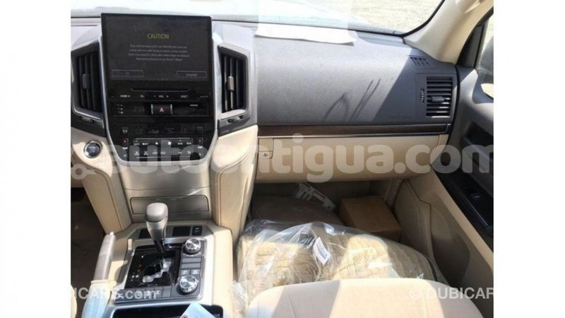 Big with watermark toyota land cruiser antigua import dubai 2436