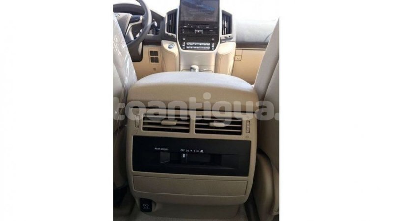 Big with watermark toyota land cruiser antigua import dubai 2436