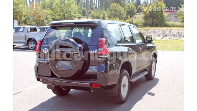 Big with watermark toyota prado antigua import dubai 2437