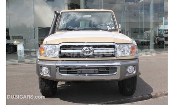Buy Import Toyota Land Cruiser Beige Car in Import - Dubai in Antigua Buy Import Toyota Land Cruiser Beige Car in Import - Dubai in Antigua