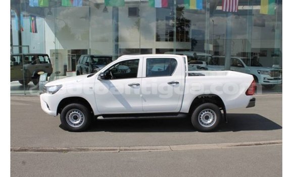 Buy Import Toyota Hilux White Car in Import - Dubai in Antigua Buy Import Toyota Hilux White Car in Import - Dubai in Antigua