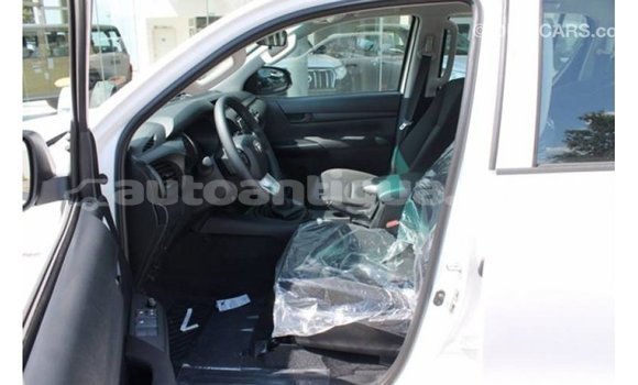 Buy Import Toyota Hilux White Car in Import - Dubai in Antigua Buy Import Toyota Hilux White Car in Import - Dubai in Antigua
