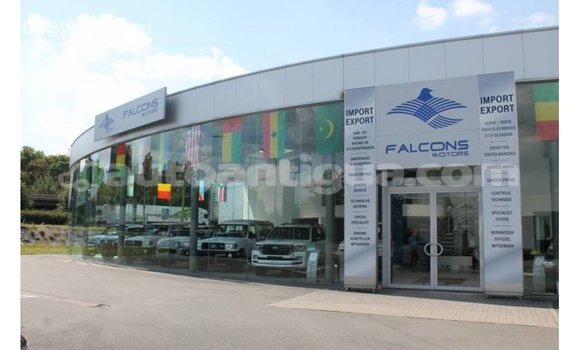 Buy Import Toyota Hilux White Car in Import - Dubai in Antigua Buy Import Toyota Hilux White Car in Import - Dubai in Antigua