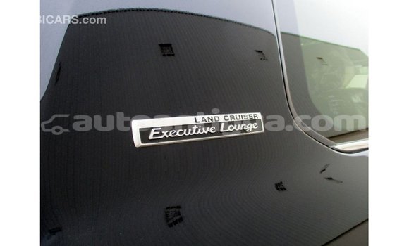 Buy Import Toyota Land Cruiser Black Car in Import - Dubai in Antigua Buy Import Toyota Land Cruiser Black Car in Import - Dubai in Antigua