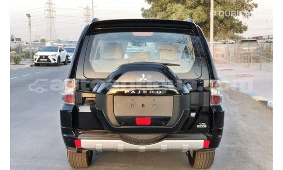 Buy Import Mitsubishi Pajero Black Car in Import - Dubai in Antigua Buy Import Mitsubishi Pajero Black Car in Import - Dubai in Antigua