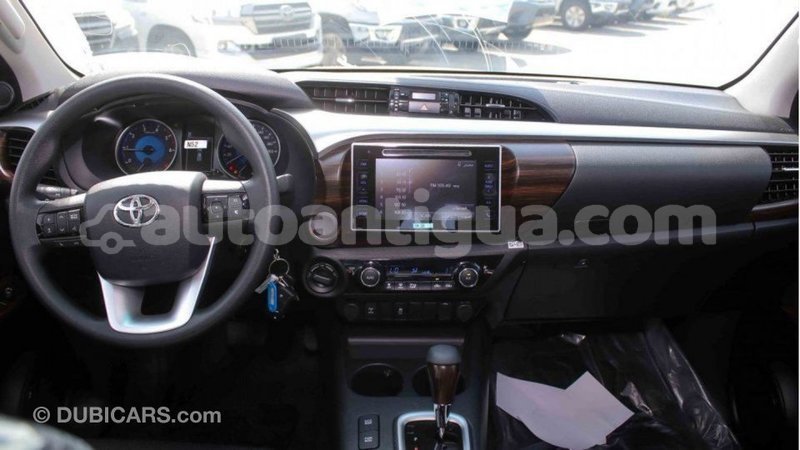 Big with watermark toyota hilux antigua import dubai 2457