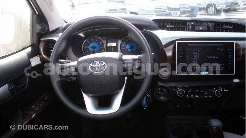 Big with watermark toyota hilux antigua import dubai 2457