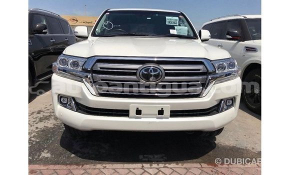 Buy Import Toyota Land Cruiser White Car in Import - Dubai in Antigua Buy Import Toyota Land Cruiser White Car in Import - Dubai in Antigua