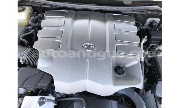 Buy Import Toyota Land Cruiser White Car in Import - Dubai in Antigua Buy Import Toyota Land Cruiser White Car in Import - Dubai in Antigua