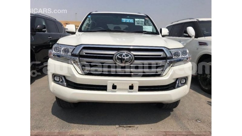 Big with watermark toyota land cruiser antigua import dubai 2463