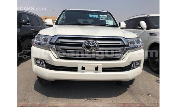 Buy Import Toyota Land Cruiser White Car in Import - Dubai in Antigua Buy Import Toyota Land Cruiser White Car in Import - Dubai in Antigua