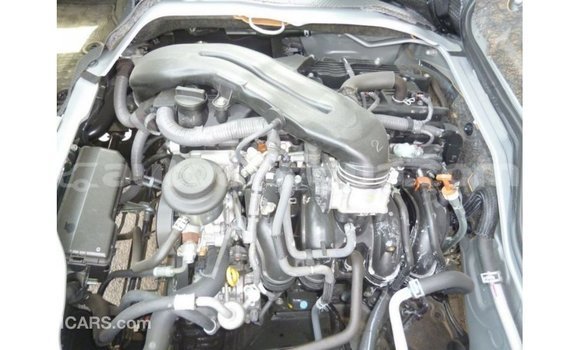 Buy Import Toyota Hiace Other Car in Import - Dubai in Antigua Buy Import Toyota Hiace Other Car in Import - Dubai in Antigua