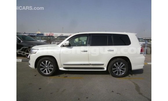 Buy Import Toyota Land Cruiser White Car in Import - Dubai in Antigua Buy Import Toyota Land Cruiser White Car in Import - Dubai in Antigua