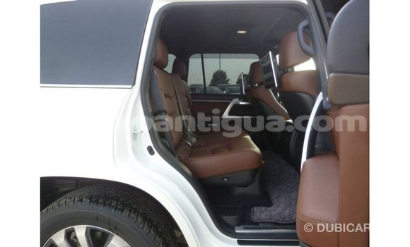 Buy Import Toyota Land Cruiser White Car in Import - Dubai in Antigua Buy Import Toyota Land Cruiser White Car in Import - Dubai in Antigua