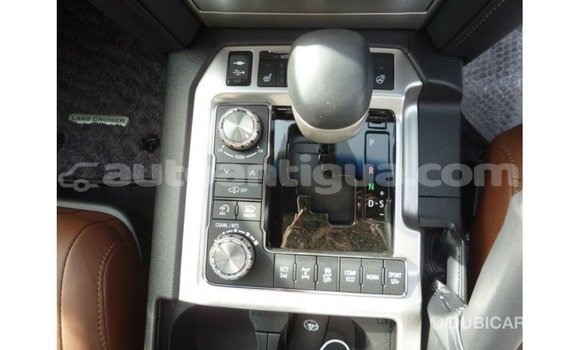 Buy Import Toyota Land Cruiser White Car in Import - Dubai in Antigua Buy Import Toyota Land Cruiser White Car in Import - Dubai in Antigua