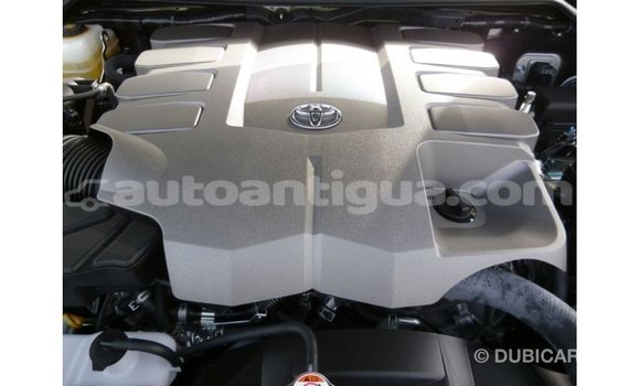 Buy Import Toyota Land Cruiser White Car in Import - Dubai in Antigua Buy Import Toyota Land Cruiser White Car in Import - Dubai in Antigua