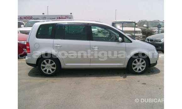 Buy Import Volkswagen Touran Other Car in Import - Dubai in Antigua Buy Import Volkswagen Touran Other Car in Import - Dubai in Antigua