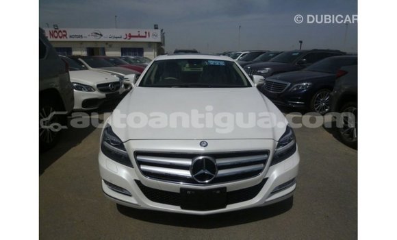 Buy Import Mercedes-Benz 190 (W201) White Car in Import - Dubai in Antigua Buy Import Mercedes-Benz 190 (W201) White Car in Import - Dubai in Antigua