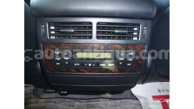 Big with watermark toyota land cruiser antigua import dubai 2480