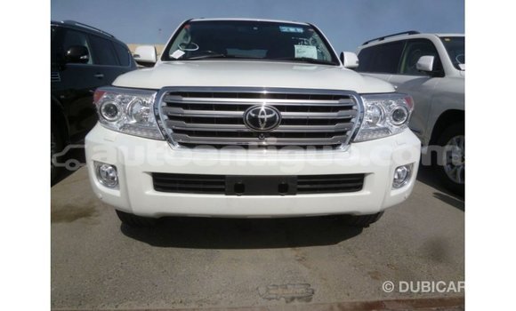Buy Import Toyota Land Cruiser White Car in Import - Dubai in Antigua Buy Import Toyota Land Cruiser White Car in Import - Dubai in Antigua