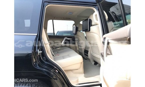 Buy Import Toyota Land Cruiser Black Car in Import - Dubai in Antigua Buy Import Toyota Land Cruiser Black Car in Import - Dubai in Antigua