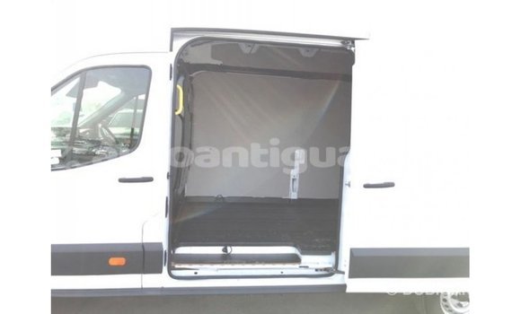 Buy Import Ford Club Wagon White Car in Import - Dubai in Antigua Buy Import Ford Club Wagon White Car in Import - Dubai in Antigua