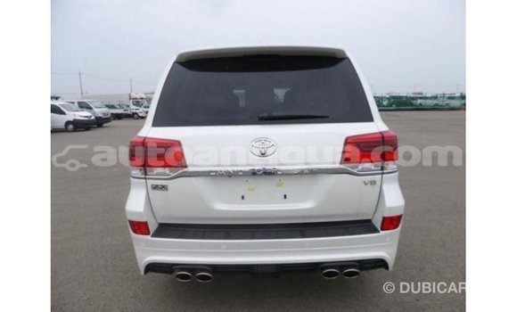 Buy Import Toyota Land Cruiser White Car in Import - Dubai in Antigua Buy Import Toyota Land Cruiser White Car in Import - Dubai in Antigua