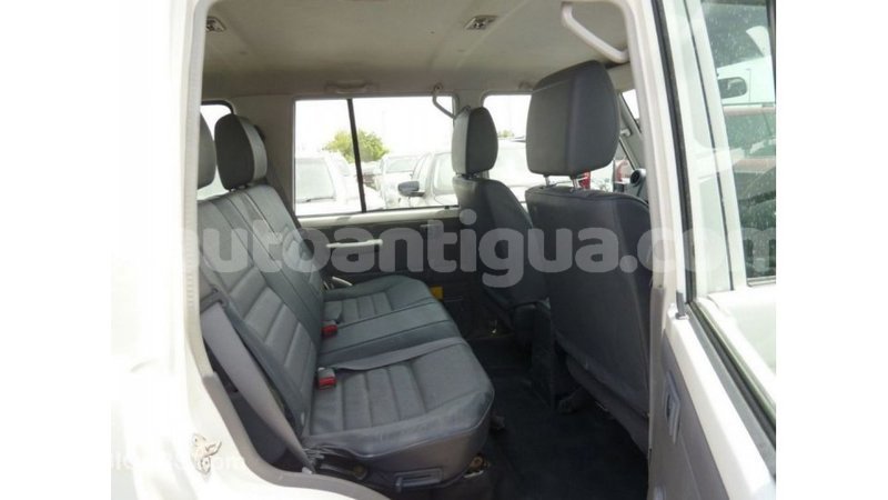 Big with watermark toyota land cruiser antigua import dubai 2515