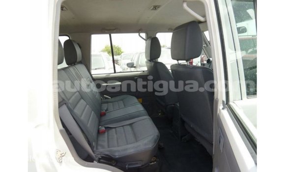 Buy Import Toyota Land Cruiser White Car in Import - Dubai in Antigua Buy Import Toyota Land Cruiser White Car in Import - Dubai in Antigua
