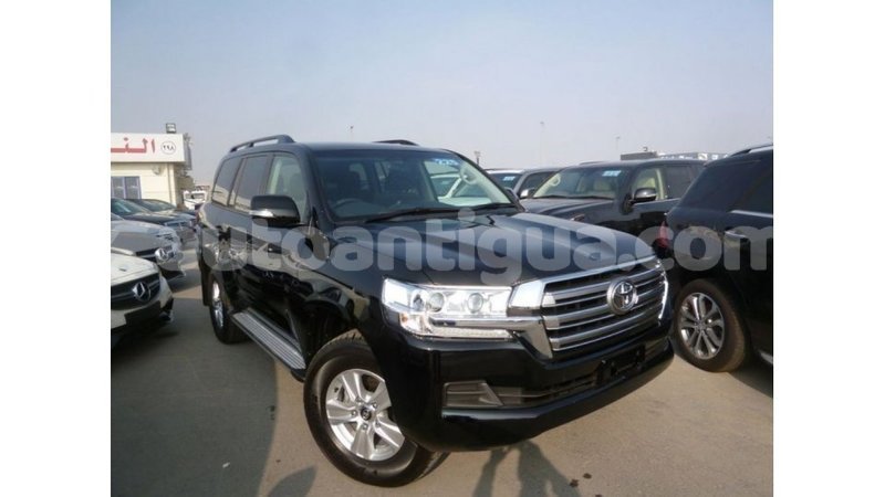 Big with watermark toyota land cruiser antigua import dubai 2526