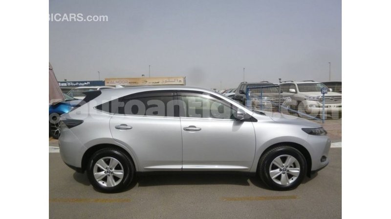 Big with watermark toyota harrier antigua import dubai 2547