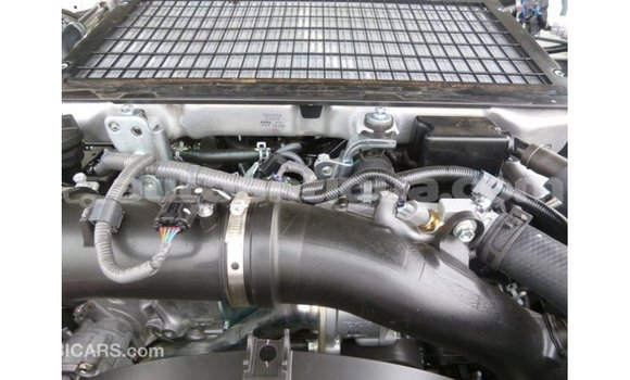 Buy Import Toyota Land Cruiser White Car in Import - Dubai in Antigua Buy Import Toyota Land Cruiser White Car in Import - Dubai in Antigua